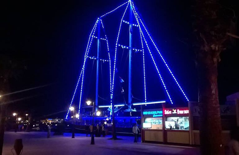 Private Stadtrundfahrt durch Hurghada von Makadi Bay aus