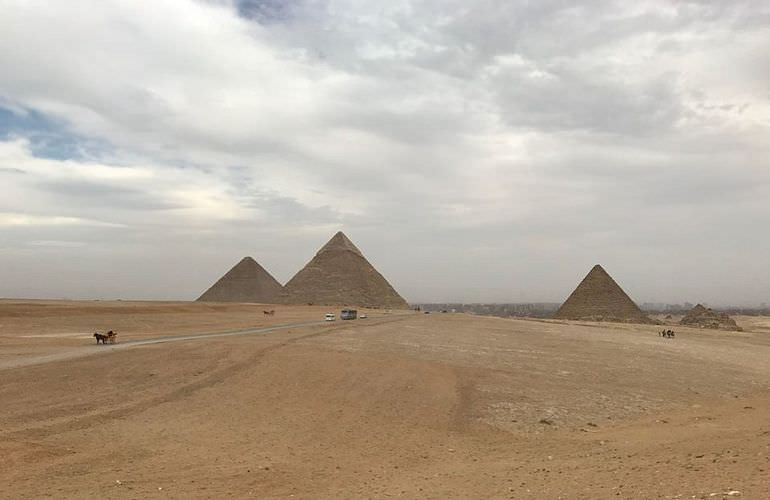 Tagesausflug von Makadi Bay nach Kairo mit dem Privatwagen