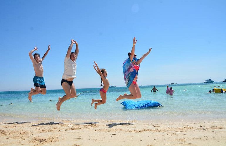 Ausflug von Makadi Bay zur Paradies Insel mit dem Boot