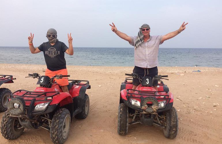 Privates Quad-Abenteuer am Strand bei Sonnenuntergang ab Makadi Bay