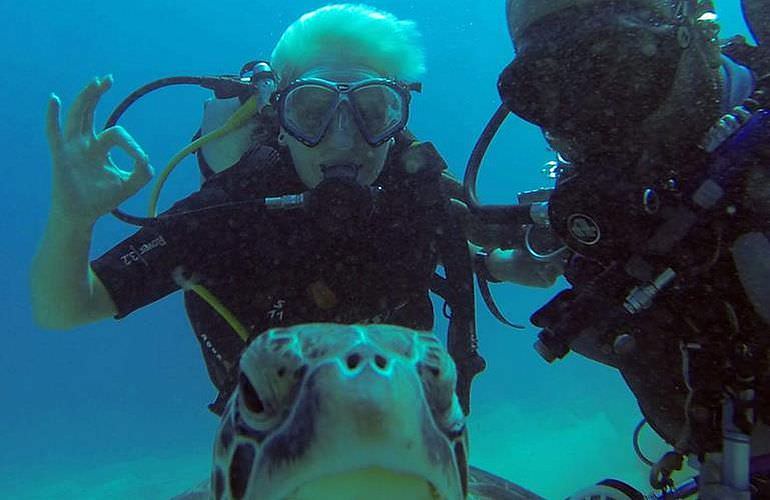 Auffrischungskurs: PADI Scuba Review Programm in Makadi Bay