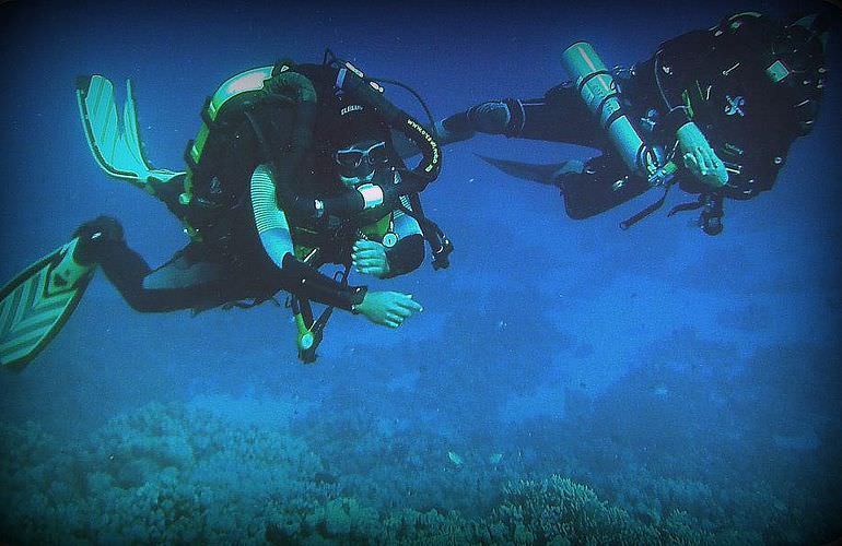 Auffrischungskurs: PADI Scuba Review Programm in Makadi Bay